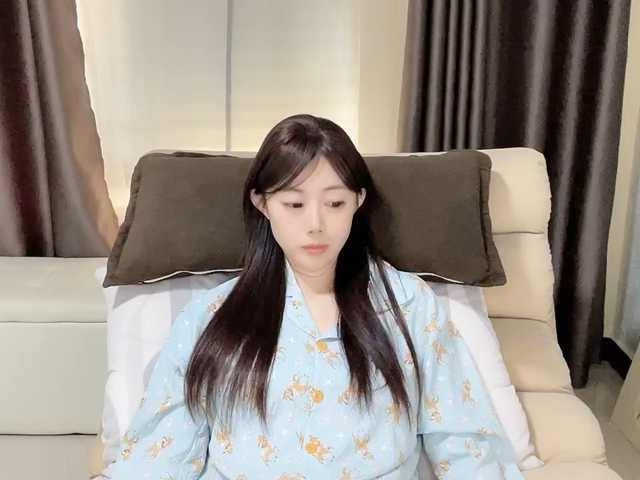 Warm-nuan live cam on BongaCams
