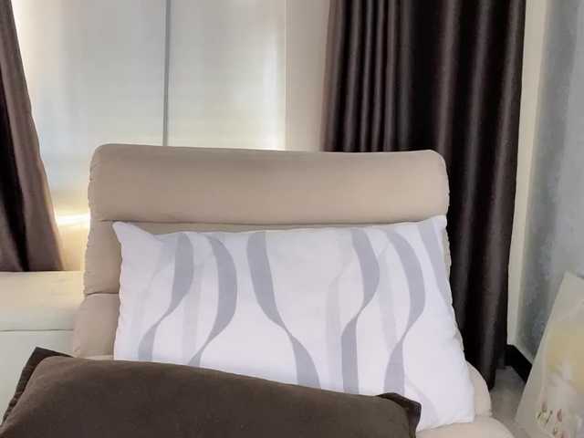 Warm-nuan live cam on BongaCams