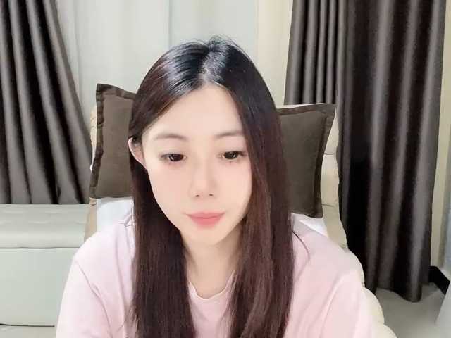 Warm-nuan live cam on BongaCams