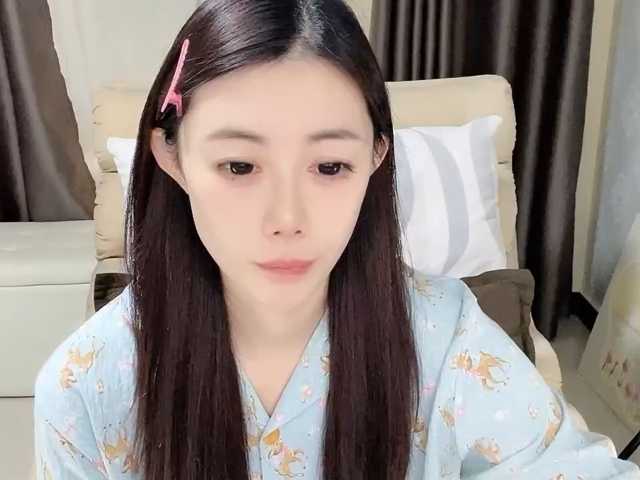 Warm-nuan live cam on BongaCams