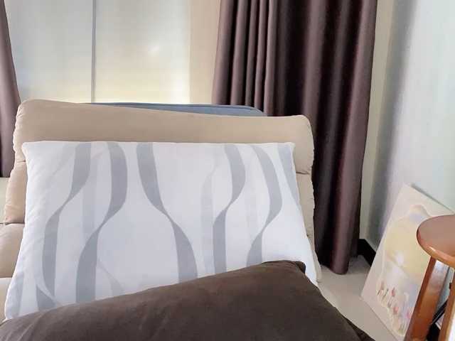 Warm-nuan live cam on BongaCams