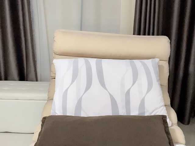 Warm-nuan live cam on BongaCams