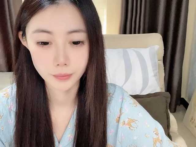 Warm-nuan live cam on BongaCams