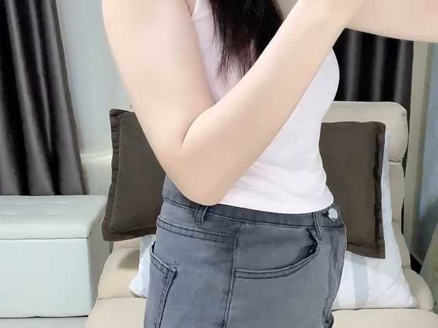 Warm-nuan live cam on BongaCams