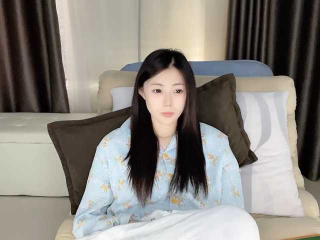 Warm-nuan live cam on BongaCams