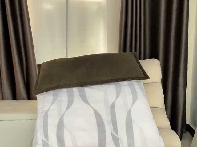 Warm-nuan live cam on BongaCams