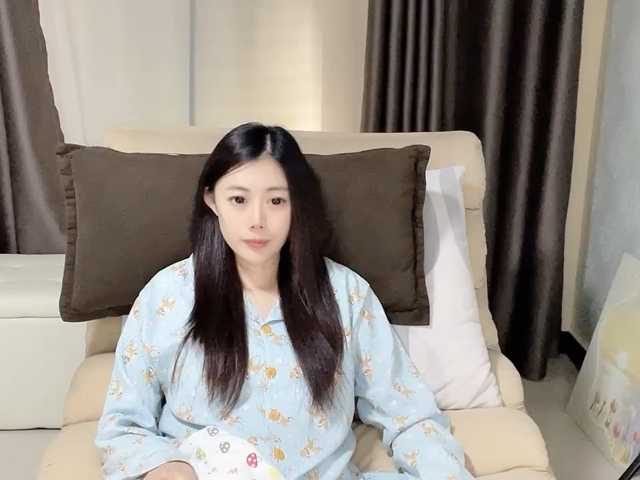 Warm-nuan live cam on BongaCams