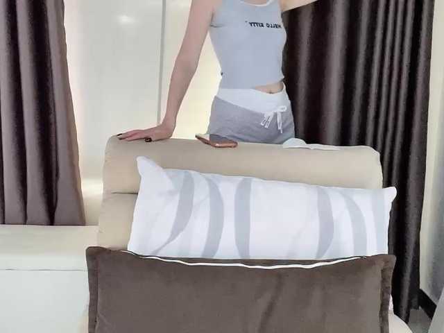 Warm-nuan live cam on BongaCams