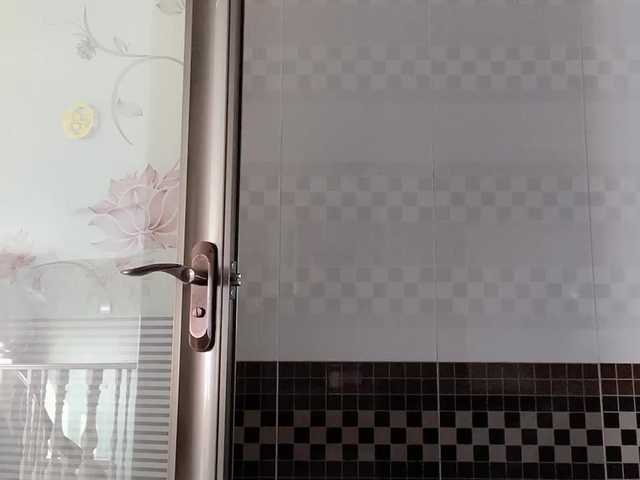 Warm-nuan live cam preview