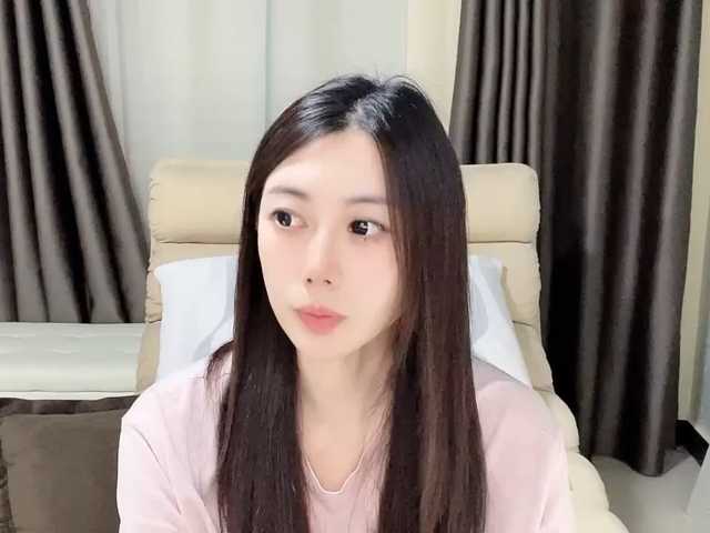 Warm-nuan live cam on BongaCams