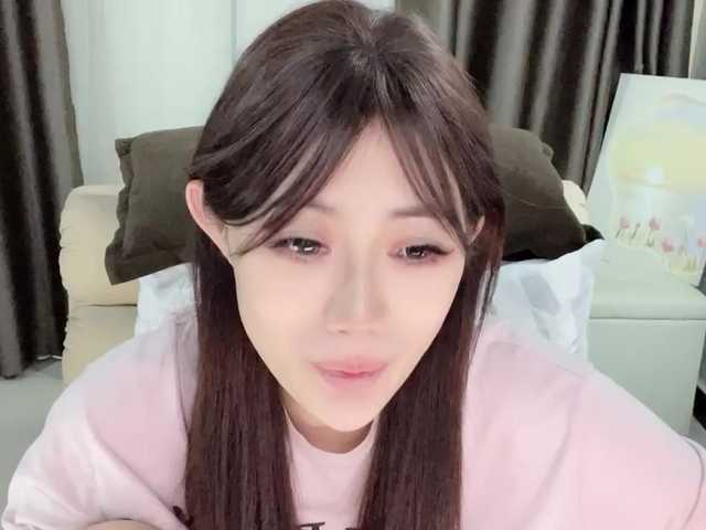 Warm-nuan live cam on BongaCams