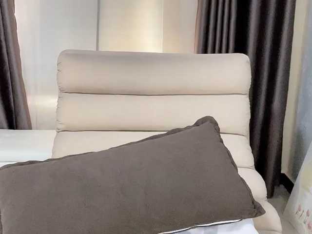 Warm-nuan live cam on BongaCams
