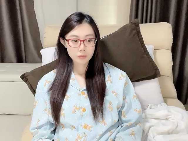 Warm-nuan live cam on BongaCams