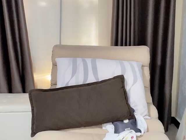 Warm-nuan live cam on BongaCams