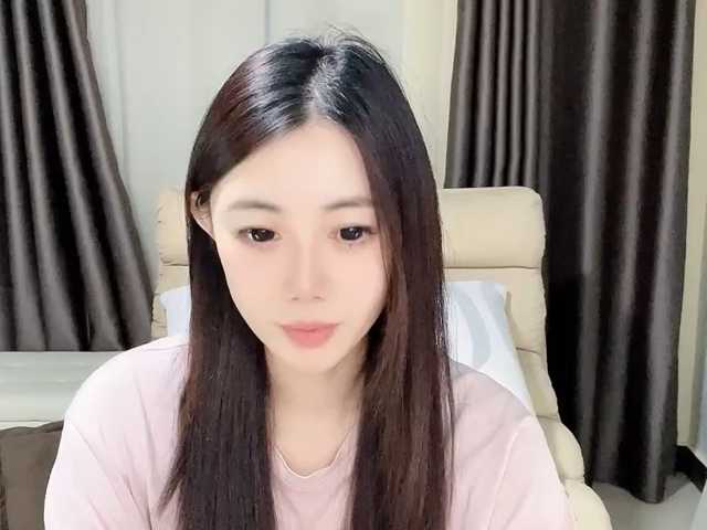 Warm-nuan, en vivo ahora en BongaCams