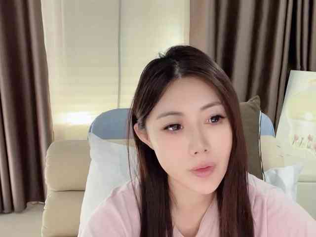 Warm-nuan webcam