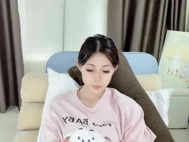 Warm-nuan webcam