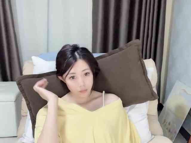Warm-nuan webcam