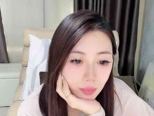 Warm-nuan webcam