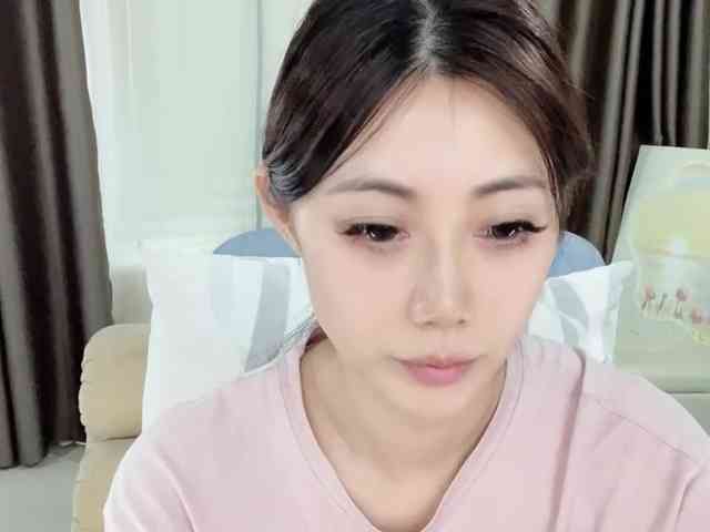 Warm-nuan webcam