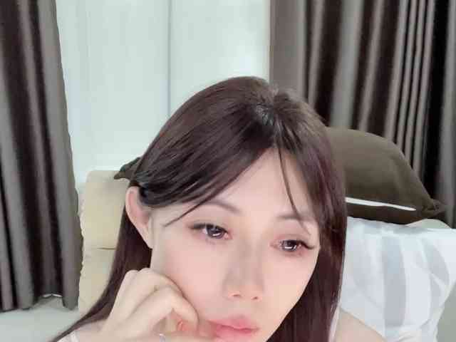 Warm-nuan webcam