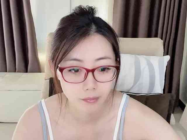 Warm-nuan webcam