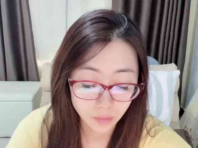Warm-nuan webcam