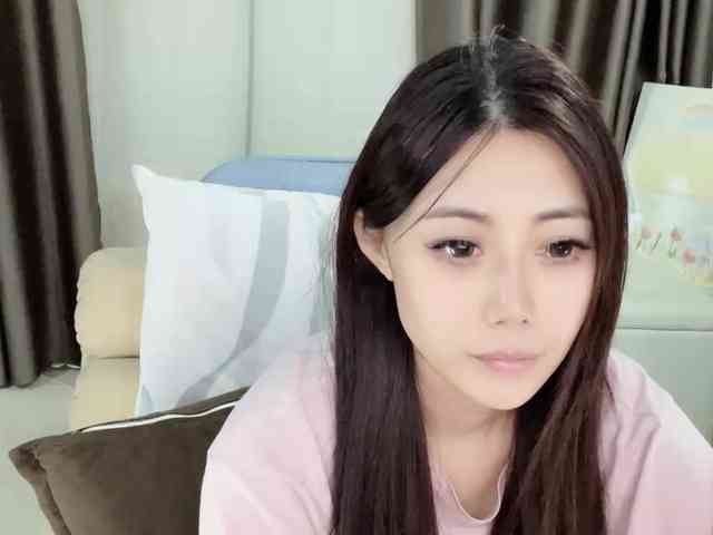 Warm-nuan webcam