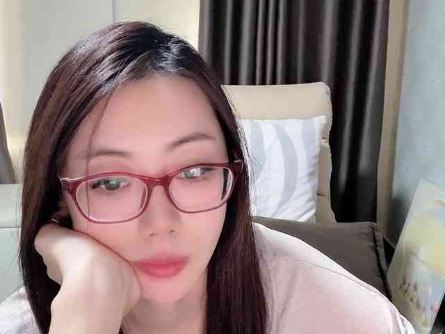 Warm-nuan webcam