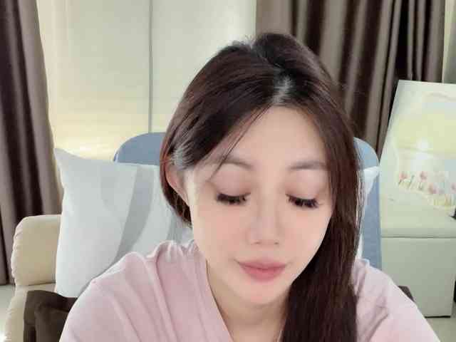 Warm-nuan webcam