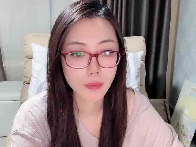 Warm-nuan webcam