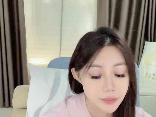 Warm-nuan webcam