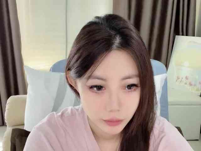 Warm-nuan webcam