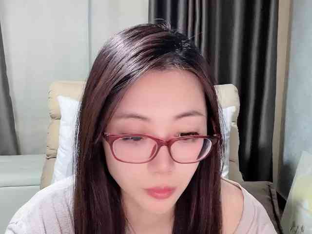 Warm-nuan webcam