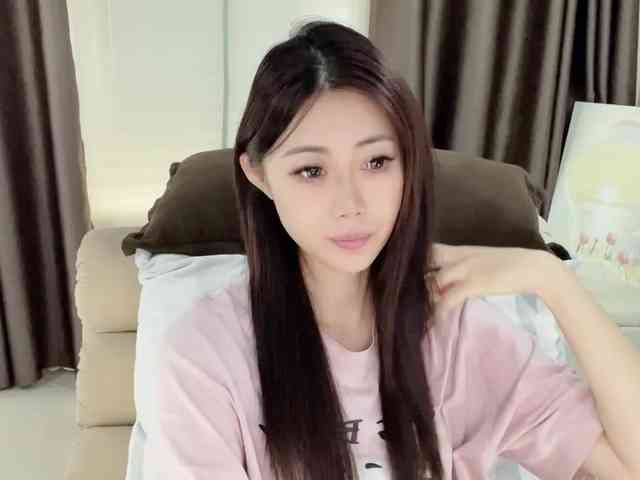 Warm-nuan webcam