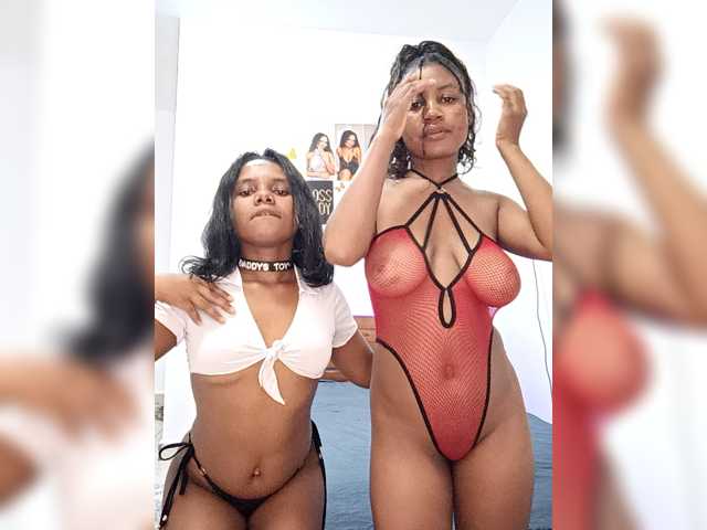 BadBitches live cam on BongaCams