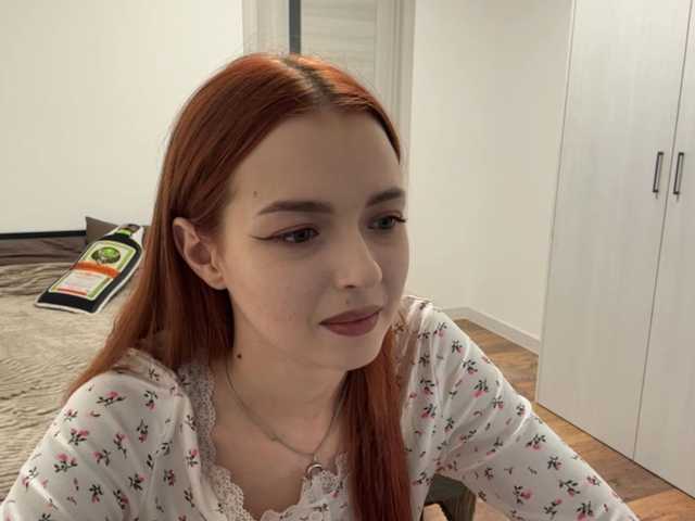 OneidaBergouignan live cam on BongaCams