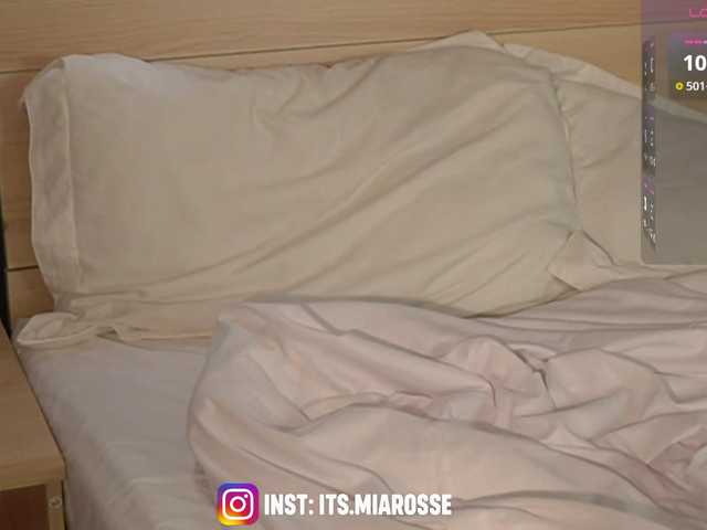 MiaRosee live cam on BongaCams