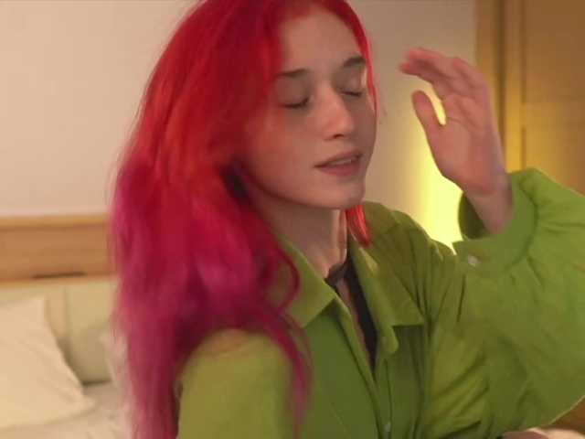 MiaRosee live cam on BongaCams