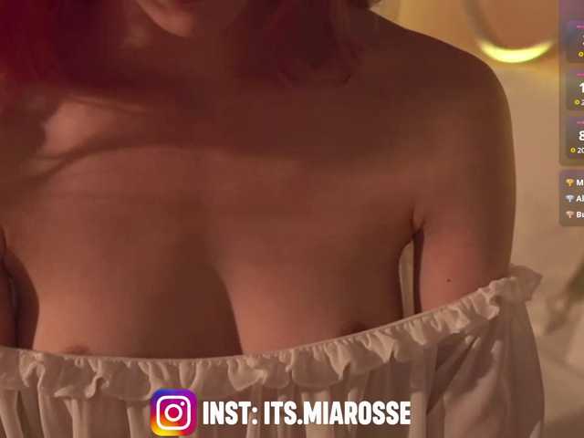 MiaRosee live cam on BongaCams