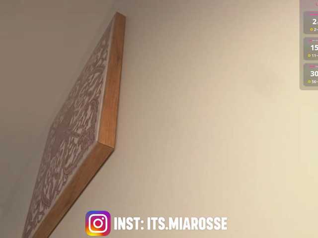 MiaRosee live cam on BongaCams