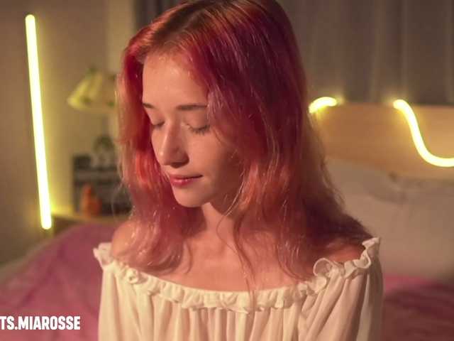 MiaRosee live cam on BongaCams