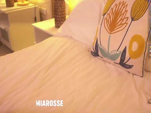 Live трансляция MiaRosee - slutnetki.online