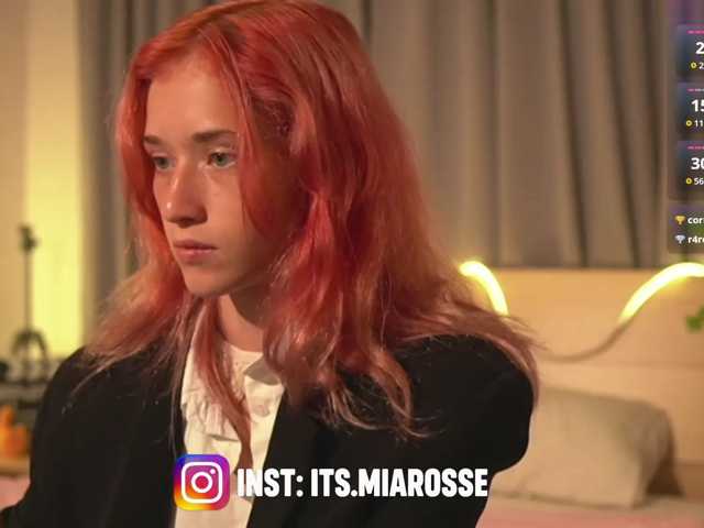 MiaRosee live cam on BongaCams