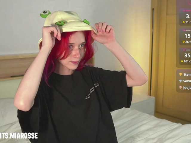 MiaRosee live cam on BongaCams