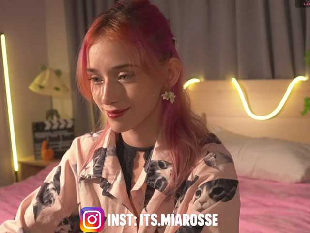 MiaRosee live cam preview