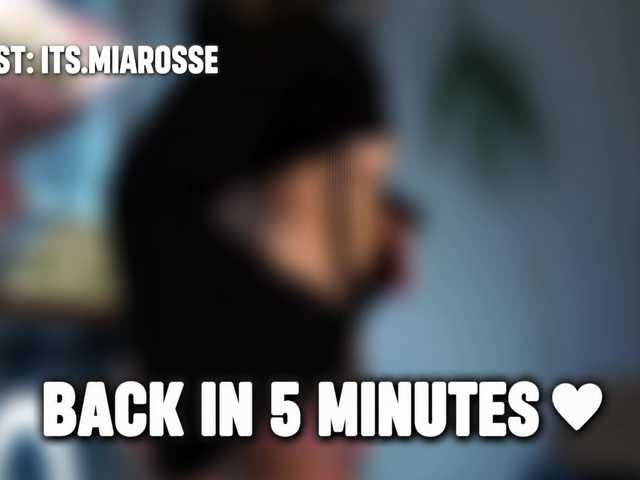 MiaRosee live cam on BongaCams