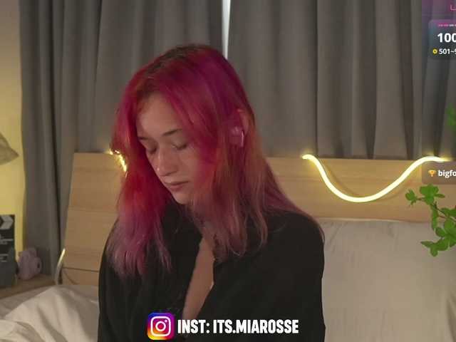 MiaRosee live cam on BongaCams