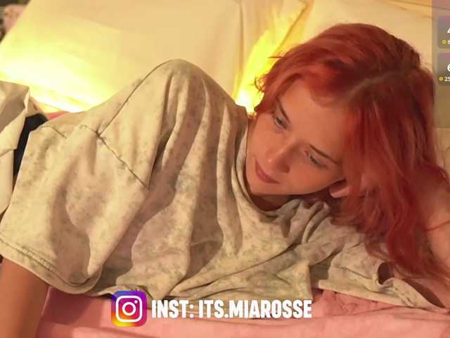 MiaRosee live cam on BongaCams