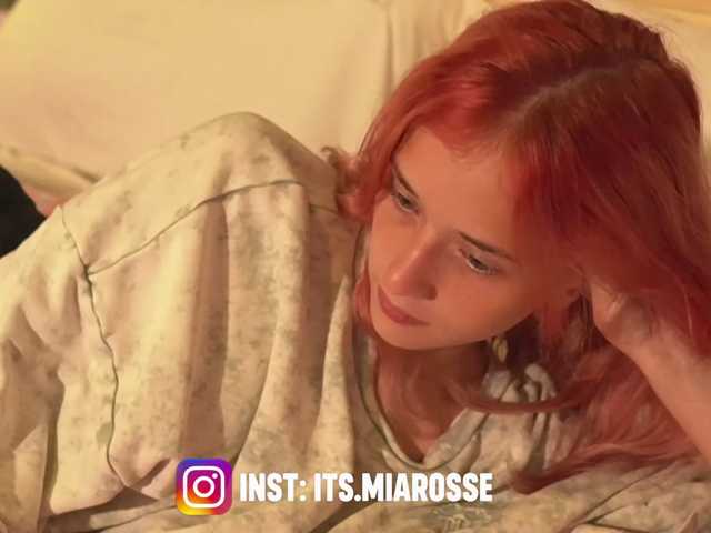 MiaRosee live cam on BongaCams